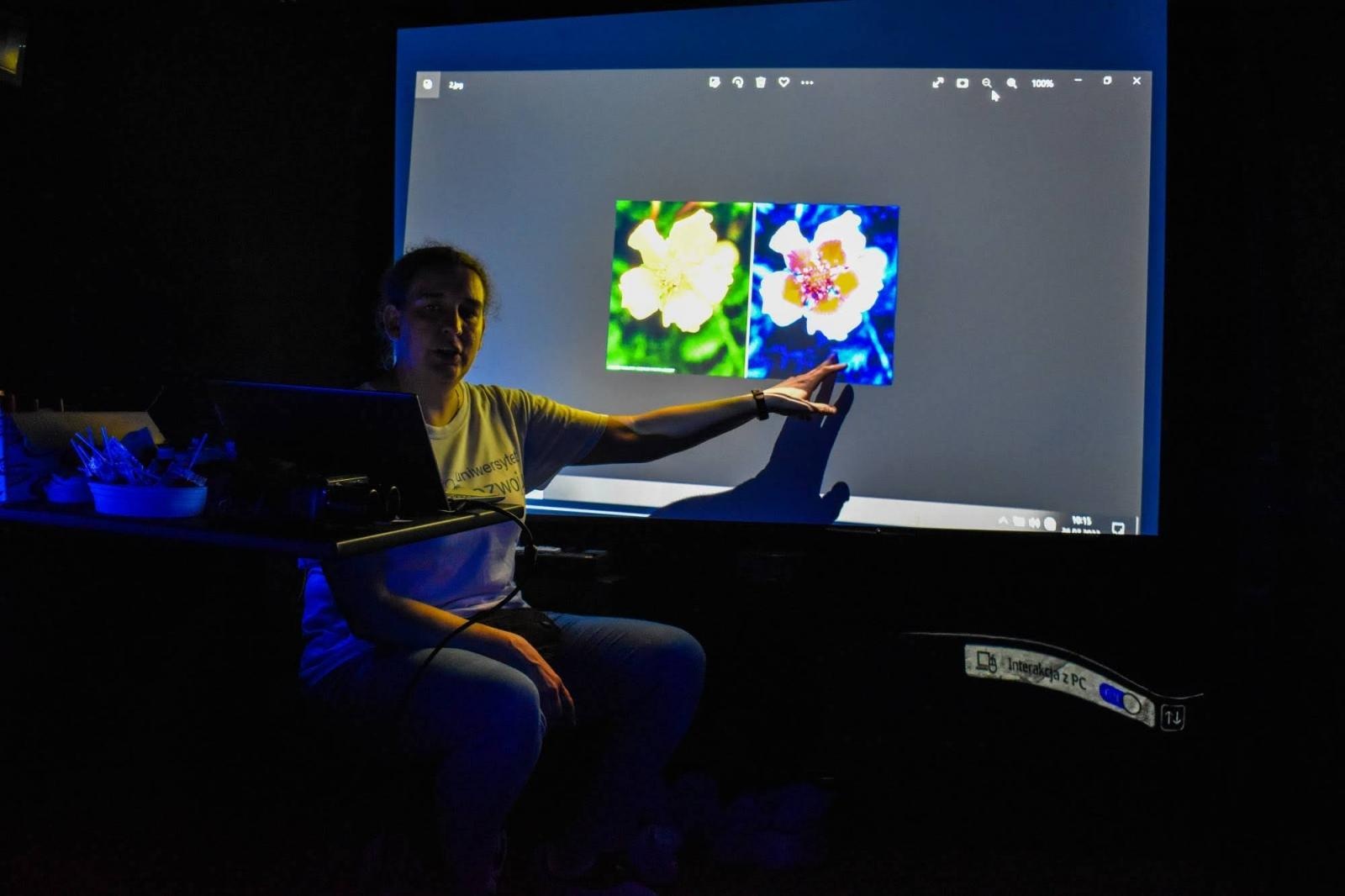 Zdjęcie w galerii na portalu naszraciborz.pl: Wakacje na zamku z naukobusem i wirtualną rzeczywistością wiadomości z regionu