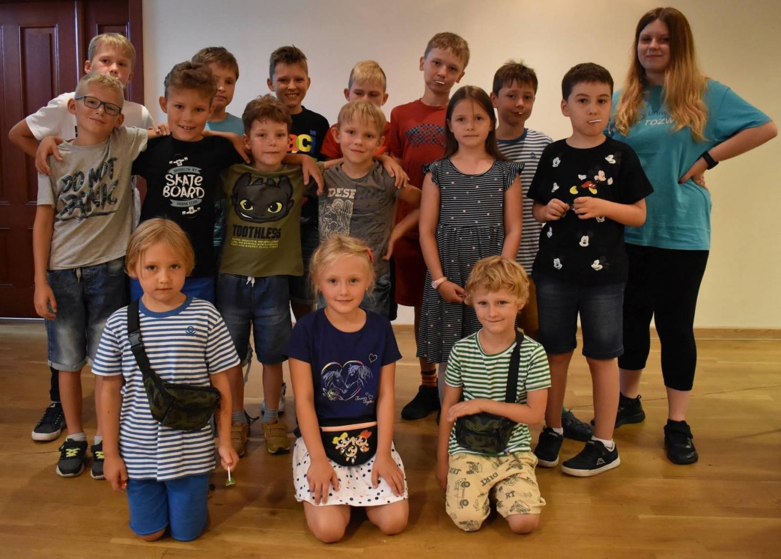 Zdjęcie w galerii na portalu naszraciborz.pl: Wakacje na zamku z naukobusem i wirtualną rzeczywistością wiadomości z regionu