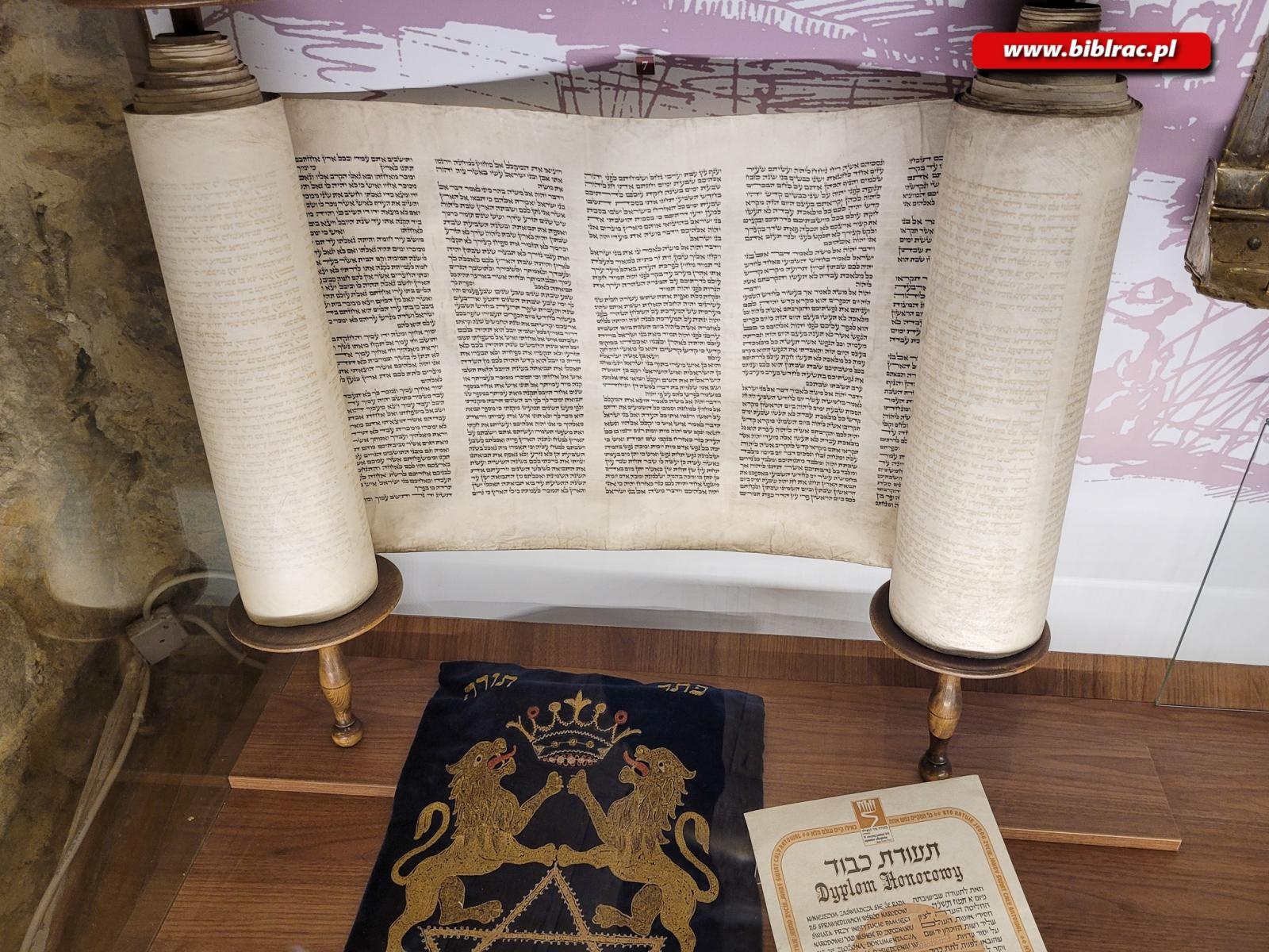 Zdjęcie w galerii na portalu naszraciborz.pl: Przyjaciele biblioteki odwiedzili Będzin wiadomości z regionu