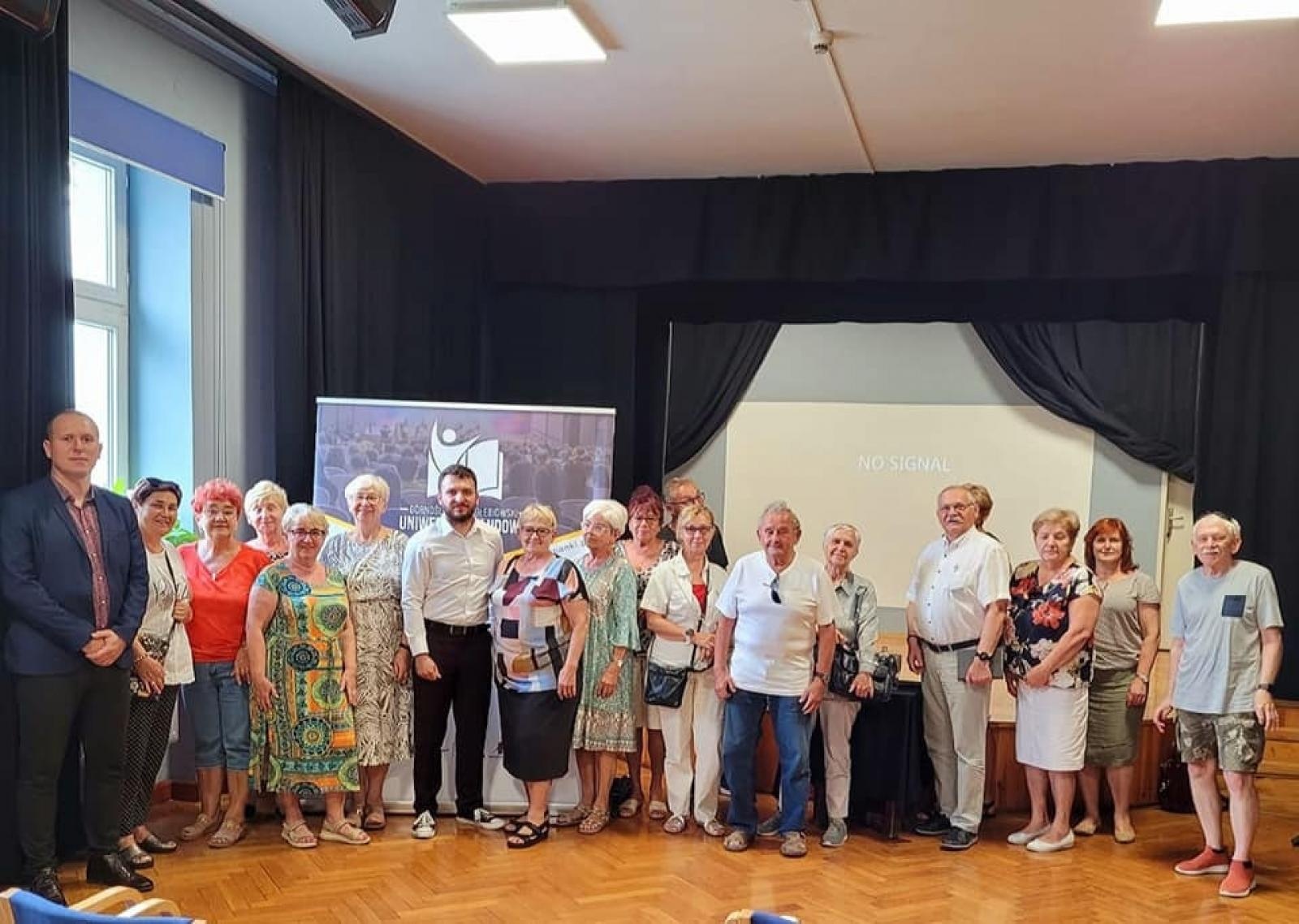 Zdjęcie w galerii na portalu naszraciborz.pl: Bezpieczny w sieci - czyli jak nie dać się oszukać wiadomości z regionu