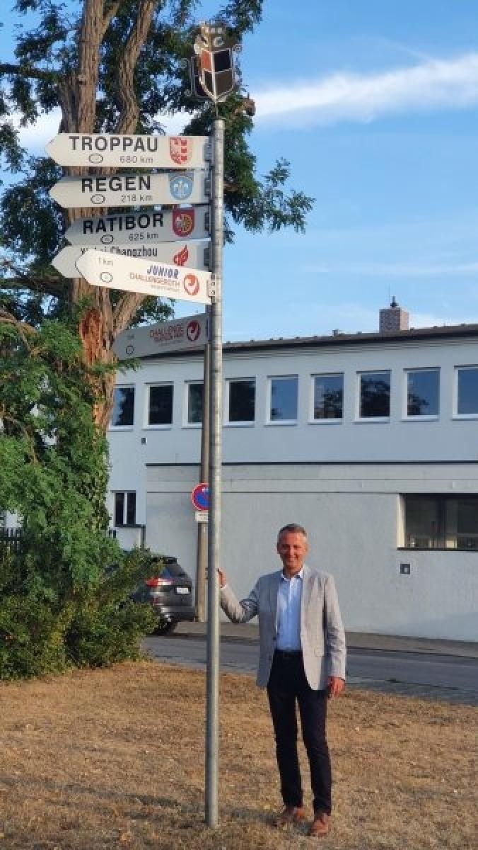 Zdjęcie w galerii na portalu naszraciborz.pl: Prezydenci i radni Raciborza świętowali 50-lecie miasta powiatowego Roth [FOTO] wiadomości z regionu