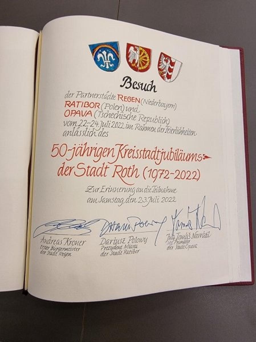 Zdjęcie w galerii na portalu naszraciborz.pl: Prezydenci i radni Raciborza świętowali 50-lecie miasta powiatowego Roth [FOTO] wiadomości z regionu