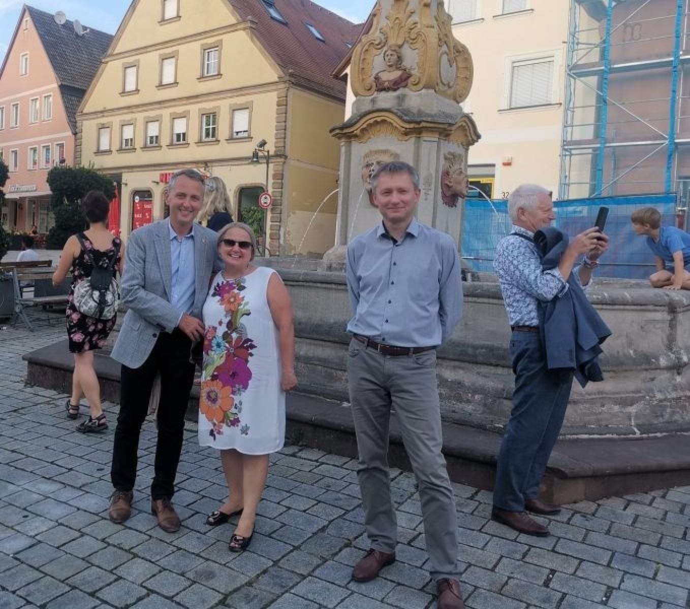 Zdjęcie w galerii na portalu naszraciborz.pl: Prezydenci i radni Raciborza świętowali 50-lecie miasta powiatowego Roth [FOTO] wiadomości z regionu