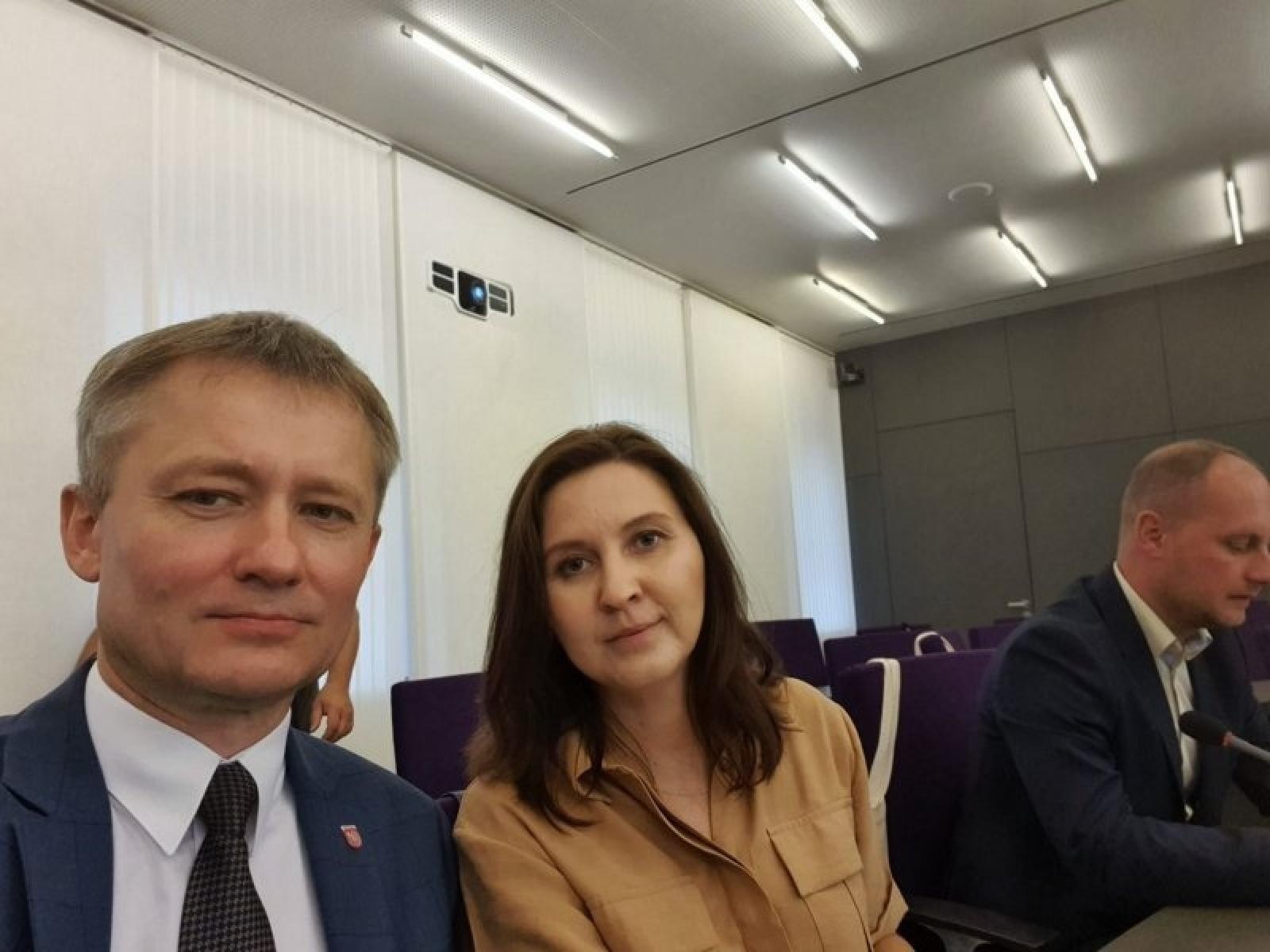 Zdjęcie w galerii na portalu naszraciborz.pl: Prezydenci i radni Raciborza świętowali 50-lecie miasta powiatowego Roth [FOTO] wiadomości z regionu