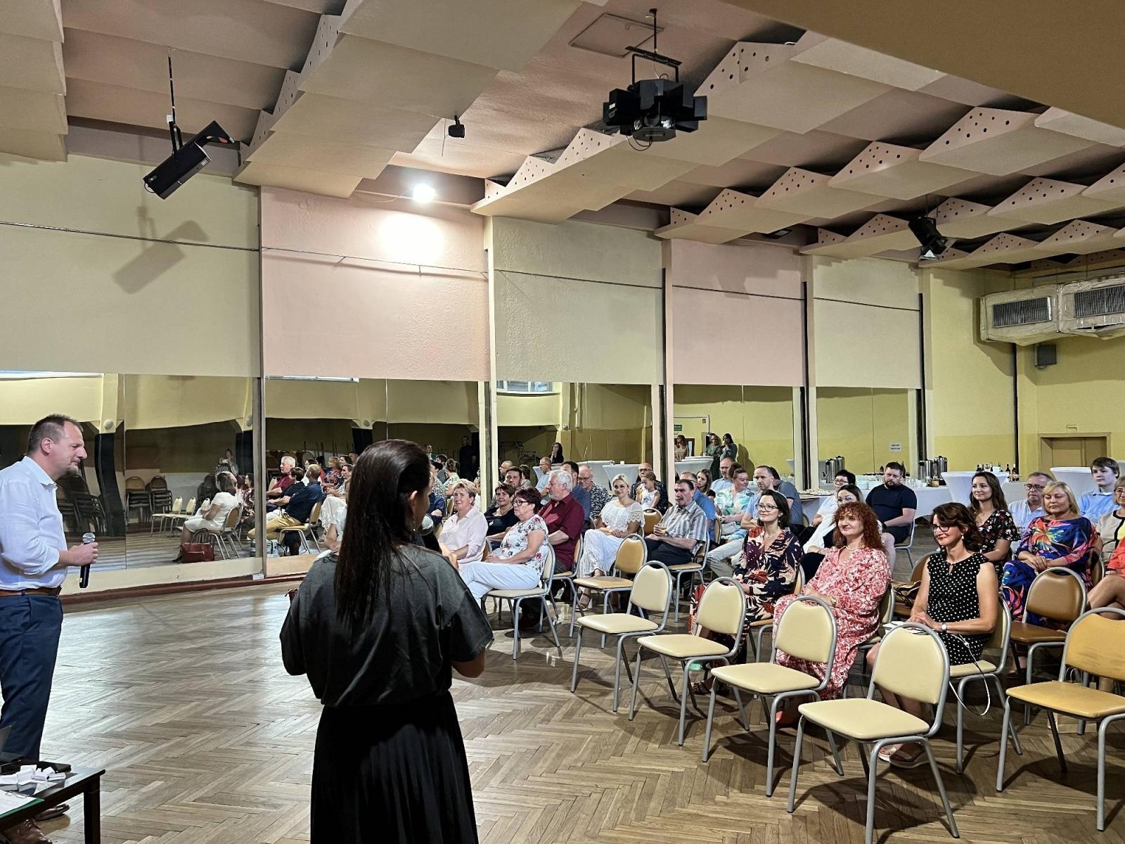 Zdjęcie w galerii na portalu naszraciborz.pl: Holka Polka w podróży - w Krzanowicach podsumowano projekt wiadomości z regionu