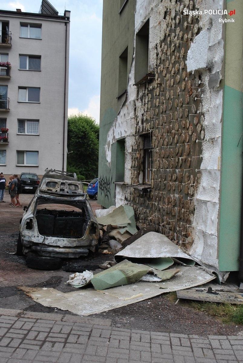 Zdjęcie w galerii na portalu naszraciborz.pl: Nie miał kasy na rachunek więc podpalił taksówkę wiadomości z regionu