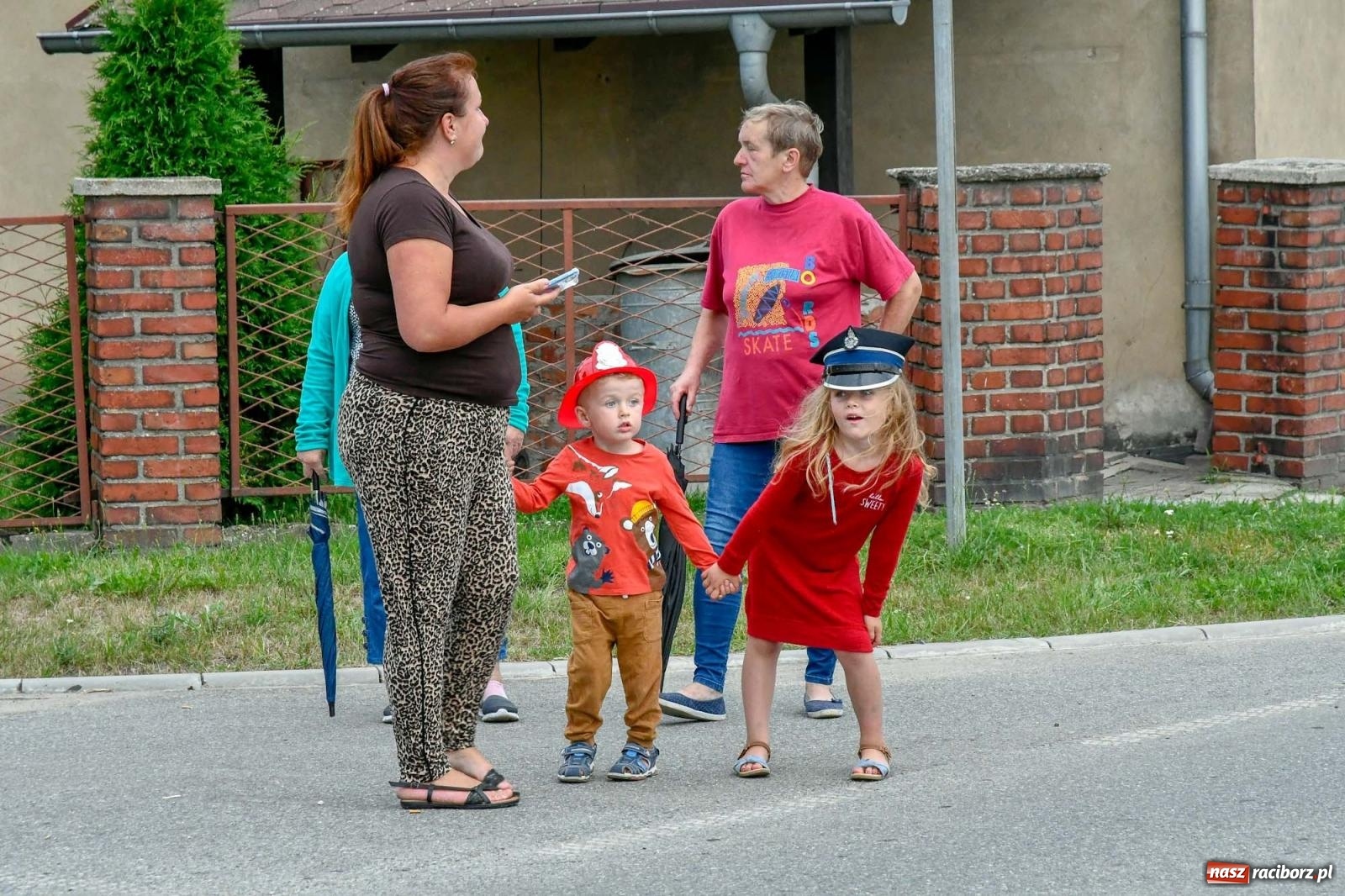 Zdjęcie w galerii na portalu naszraciborz.pl: Strażacy z Raciborza Miedoni przesiedli się do mercedesa [FOTO i WIDEO] wiadomości z regionu