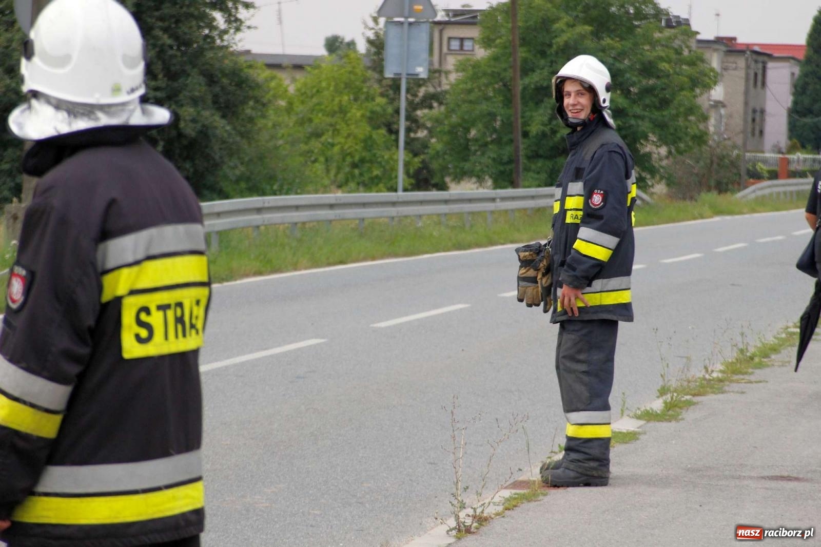 Zdjęcie w galerii na portalu naszraciborz.pl: Strażacy z Raciborza Miedoni przesiedli się do mercedesa [FOTO i WIDEO] wiadomości z regionu