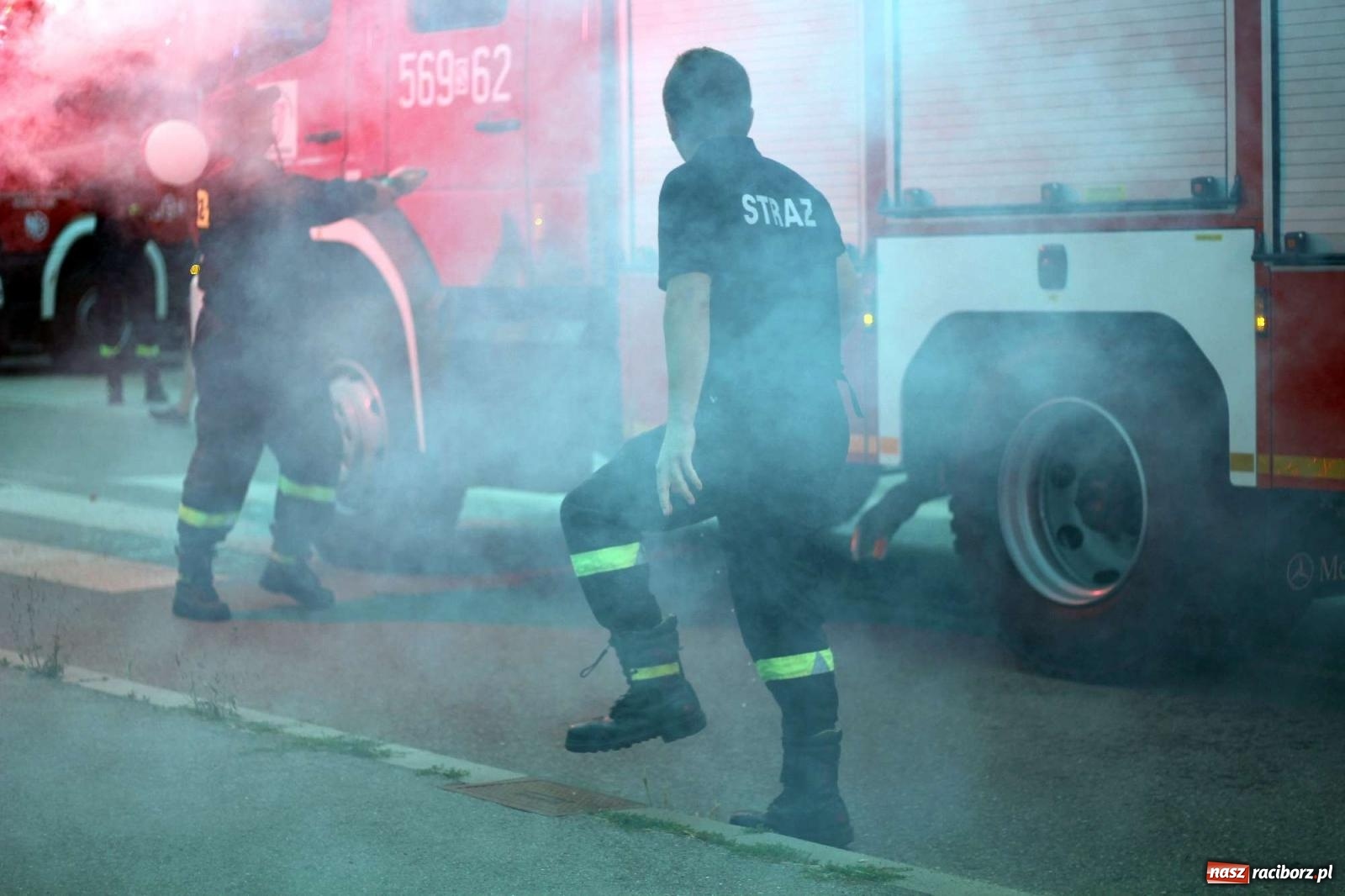 Zdjęcie w galerii na portalu naszraciborz.pl: Strażacy z Raciborza Miedoni przesiedli się do mercedesa [FOTO i WIDEO] wiadomości z regionu