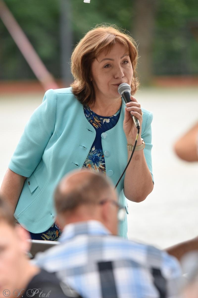 Zdjęcie w galerii na portalu naszraciborz.pl: Przy zamkowej studni i w Etiudzie za muzeum wiadomości z regionu