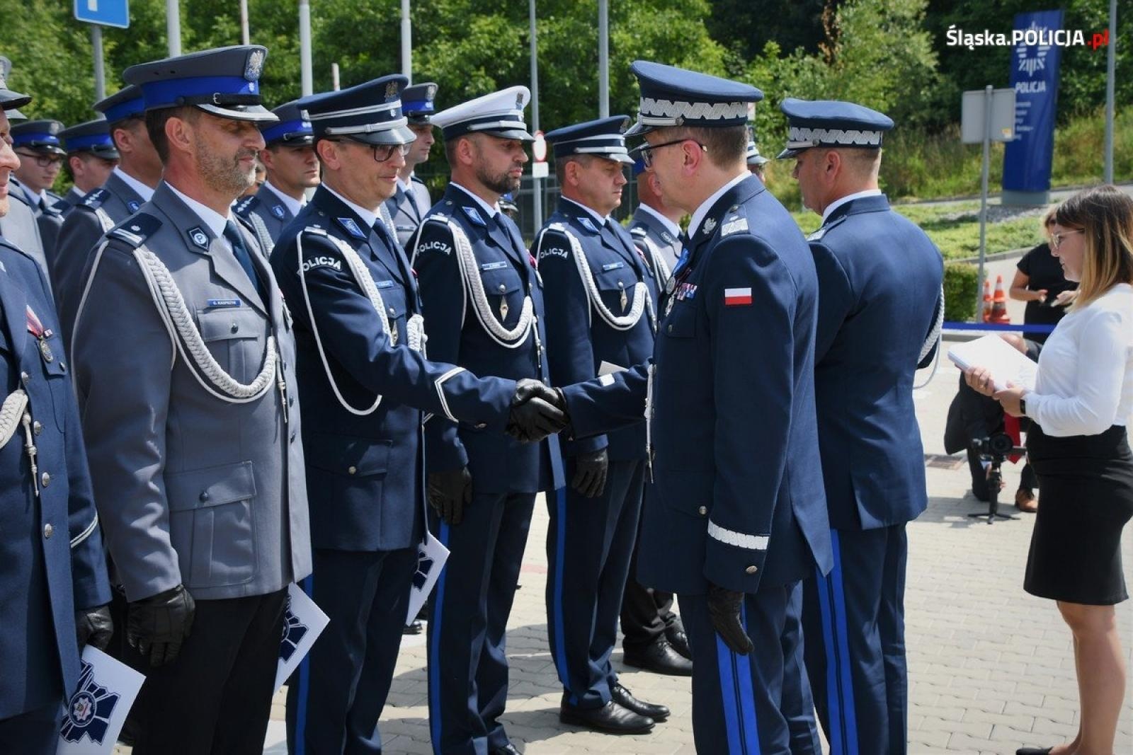 Zdjęcie w galerii na portalu naszraciborz.pl: Wojewódzkie obchody Święta Policji z raciborskim akcentem wiadomości z regionu