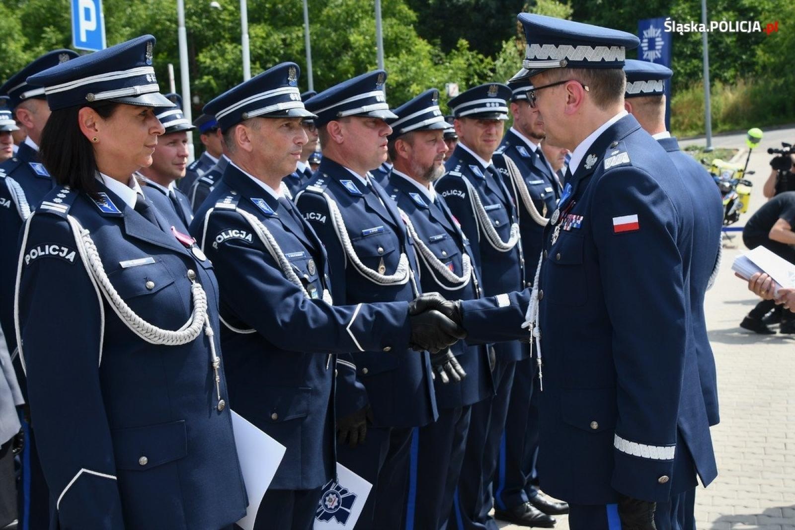 Zdjęcie w galerii na portalu naszraciborz.pl: Wojewódzkie obchody Święta Policji z raciborskim akcentem wiadomości z regionu