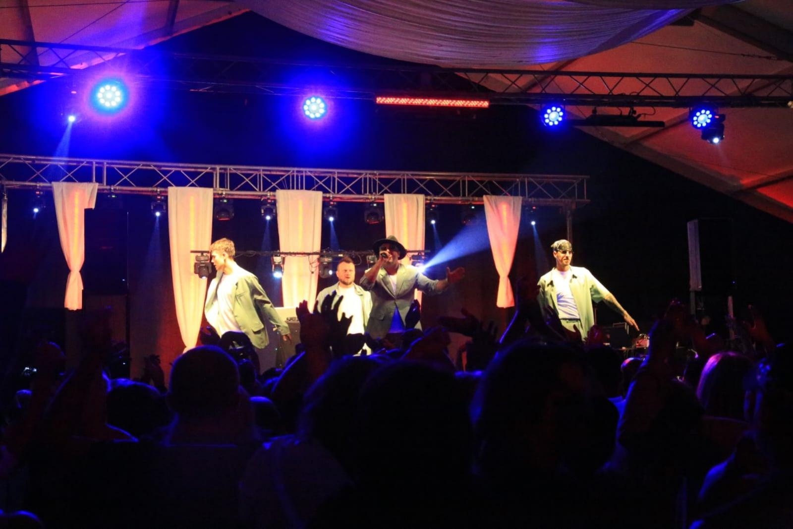 Zdjęcie w galerii na portalu naszraciborz.pl: Zespół Boys zapełnił namiot koncertowy w Szymocicach [FOTO i WIDEO] wiadomości z regionu