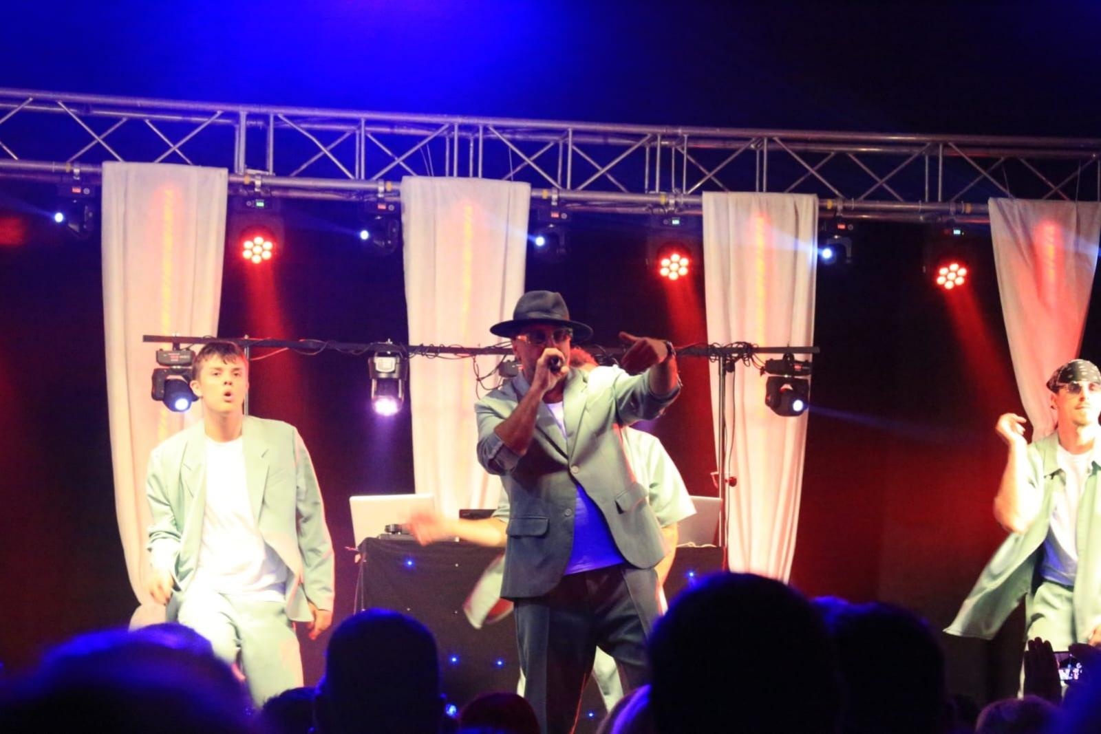 Zdjęcie w galerii na portalu naszraciborz.pl: Zespół Boys zapełnił namiot koncertowy w Szymocicach [FOTO i WIDEO] wiadomości z regionu