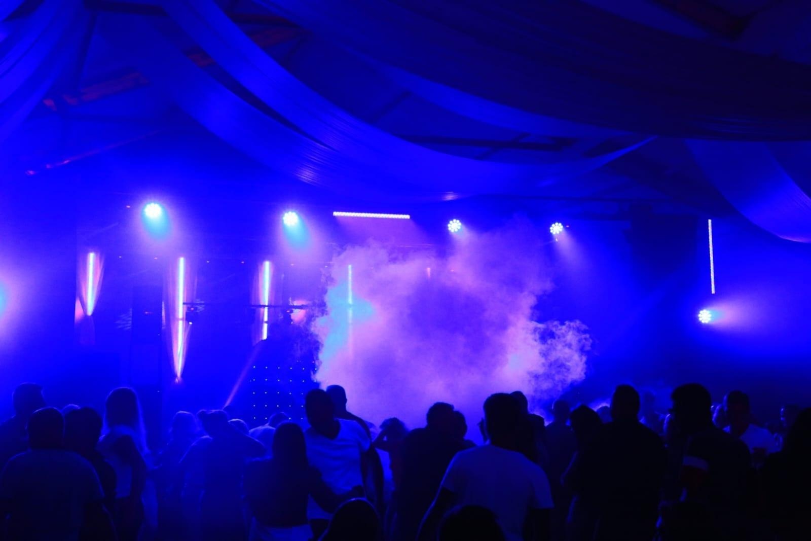 Zdjęcie w galerii na portalu naszraciborz.pl: Zespół Boys zapełnił namiot koncertowy w Szymocicach [FOTO i WIDEO] wiadomości z regionu