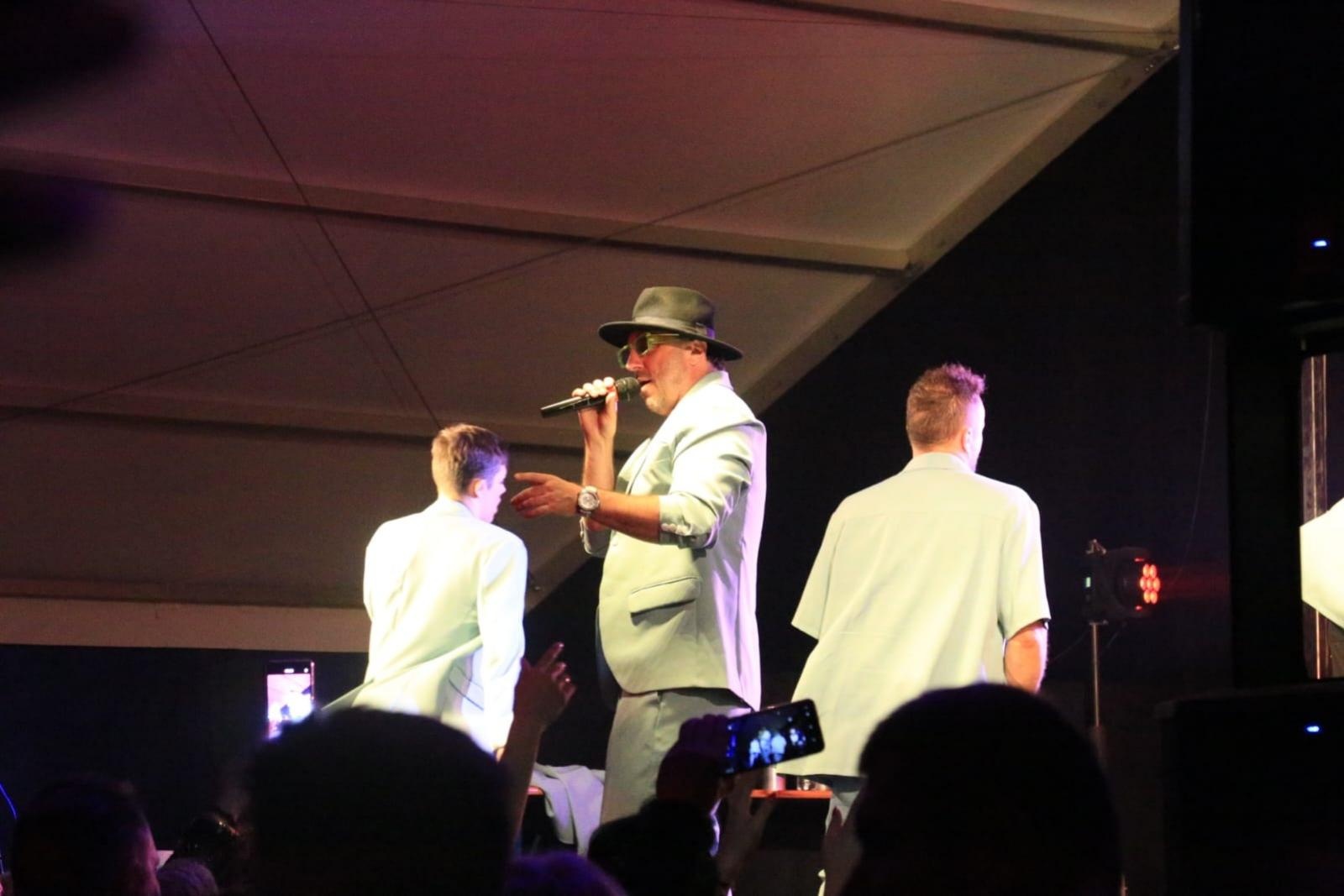 Zdjęcie w galerii na portalu naszraciborz.pl: Zespół Boys zapełnił namiot koncertowy w Szymocicach [FOTO i WIDEO] wiadomości z regionu