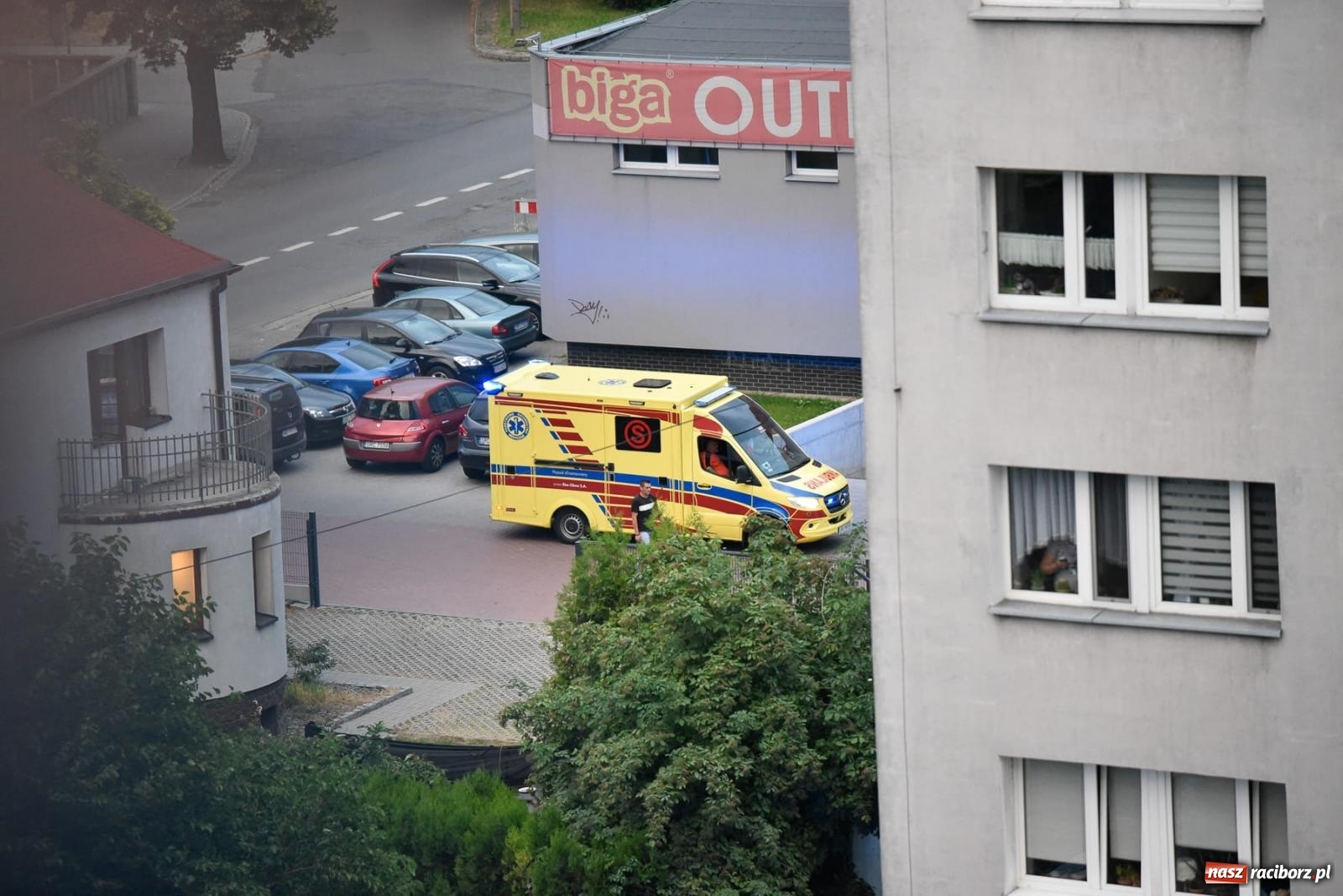 Zdjęcie w galerii na portalu naszraciborz.pl: Raport 998. Strażacka akcja przy Katowickiej [FOTO] wiadomości z regionu