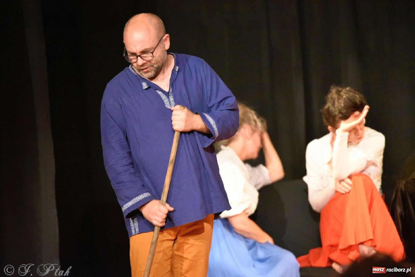 Zdjęcie w galerii na portalu naszraciborz.pl: Serenada Mrożkach na scenie w Strzesze wiadomości z regionu