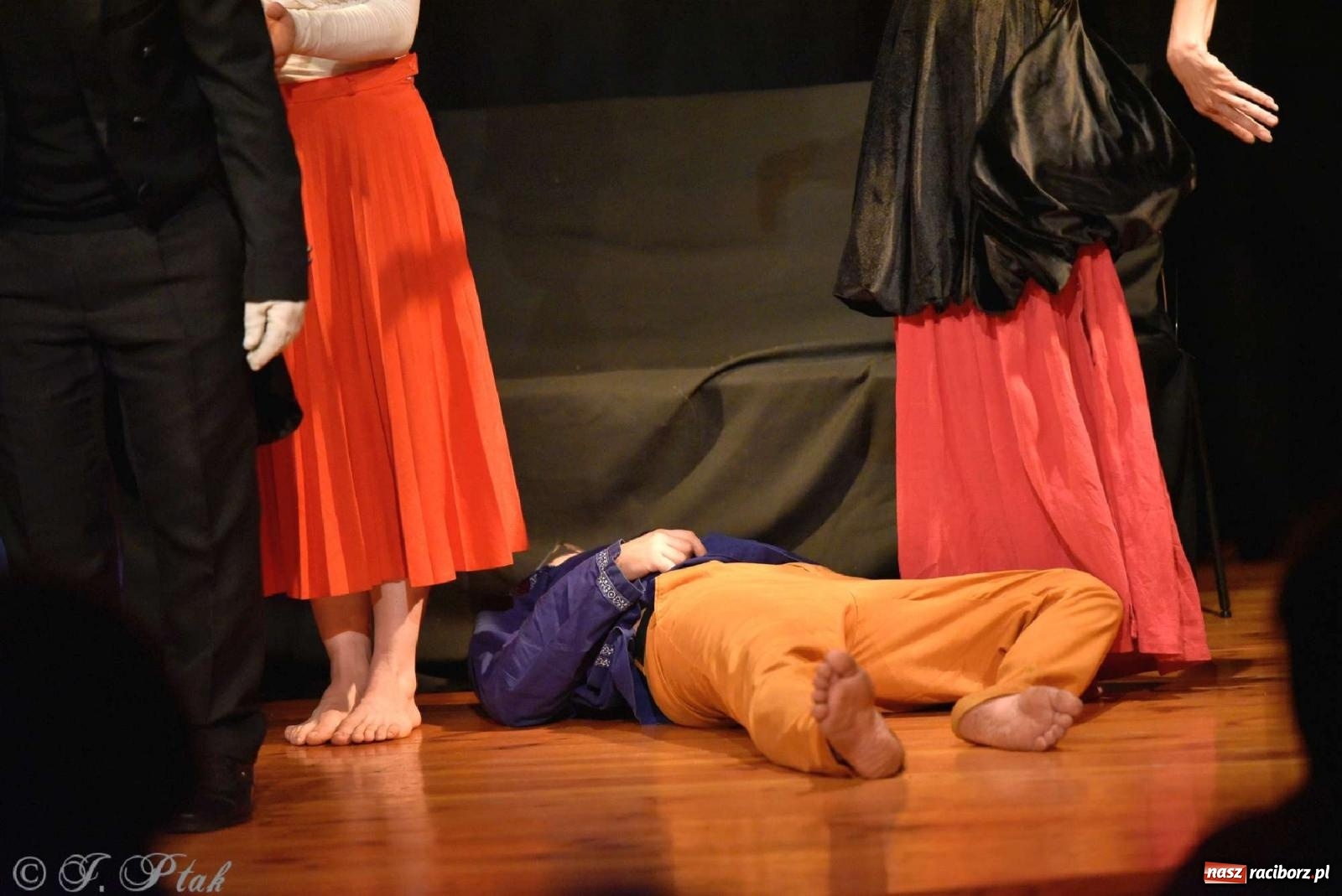 Zdjęcie w galerii na portalu naszraciborz.pl: Serenada Mrożkach na scenie w Strzesze wiadomości z regionu