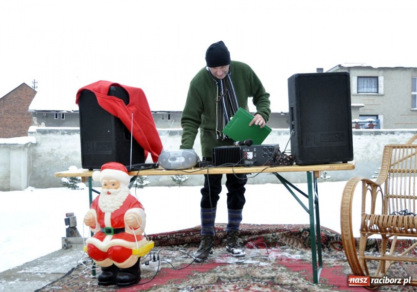 Zdjęcie w galerii na portalu naszraciborz.pl: U plebana w ogrodach wiadomości z regionu