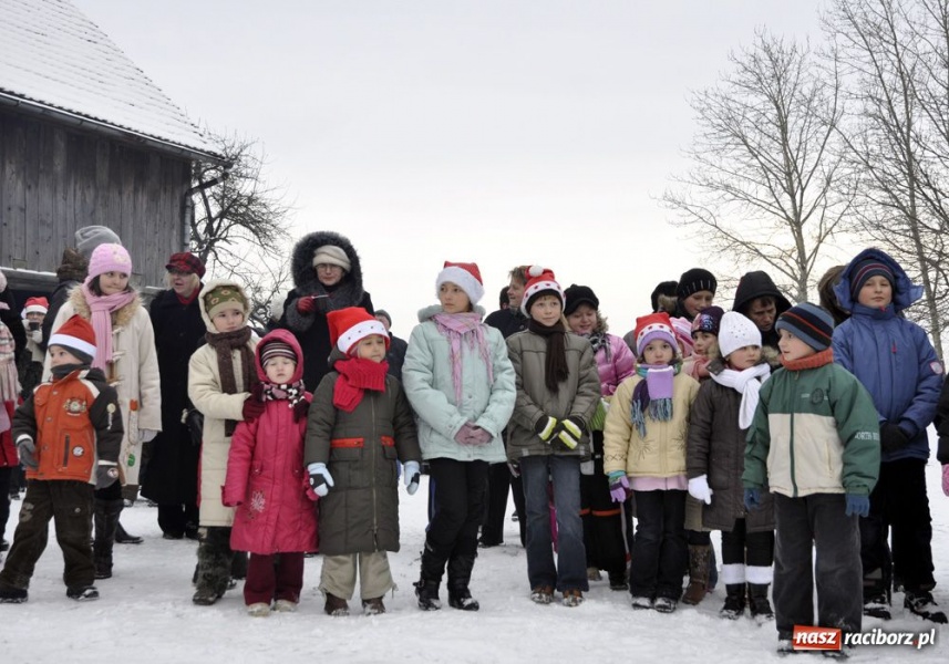 Zdjęcie w galerii na portalu naszraciborz.pl: U plebana w ogrodach wiadomości z regionu