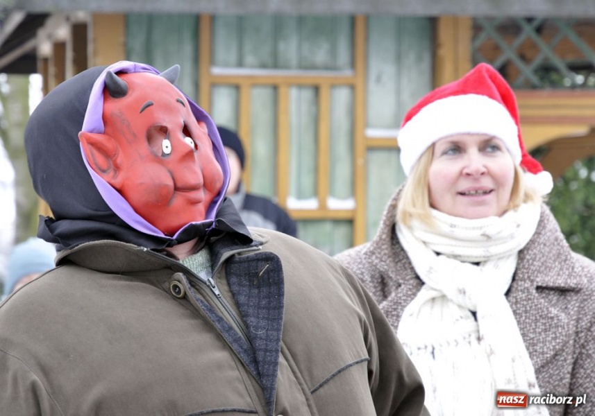 Zdjęcie w galerii na portalu naszraciborz.pl: U plebana w ogrodach wiadomości z regionu