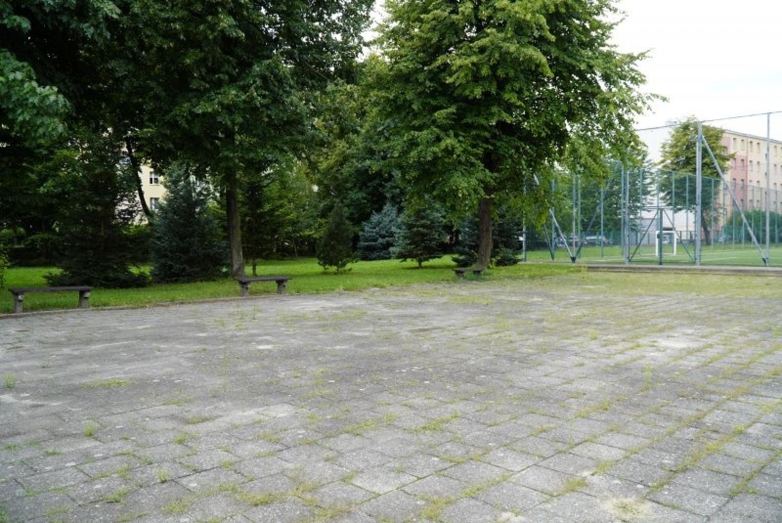 Zdjęcie w galerii na portalu naszraciborz.pl: Wakacyjne remonty szkół - SP 4 wiadomości z regionu