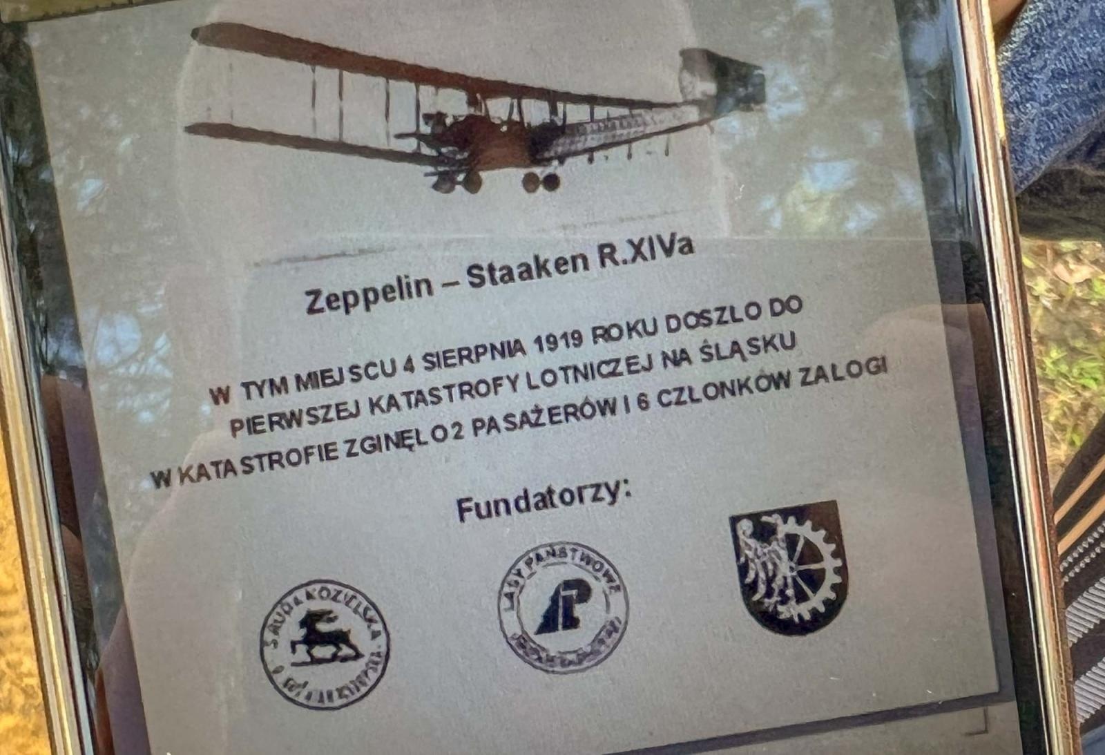 Zdjęcie w galerii na portalu naszraciborz.pl: Katastrofa lotnicza w rudzkich lasach. Pamięć i bolesne epizody polsko-ukraińskich relacji wiadomości z regionu