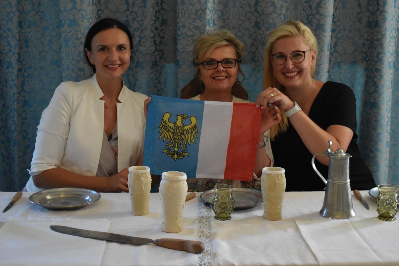 Zdjęcie w galerii na portalu naszraciborz.pl: Ekipa z raciborskiego zamku odwiedziła Bílovec w Czechach wiadomości z regionu