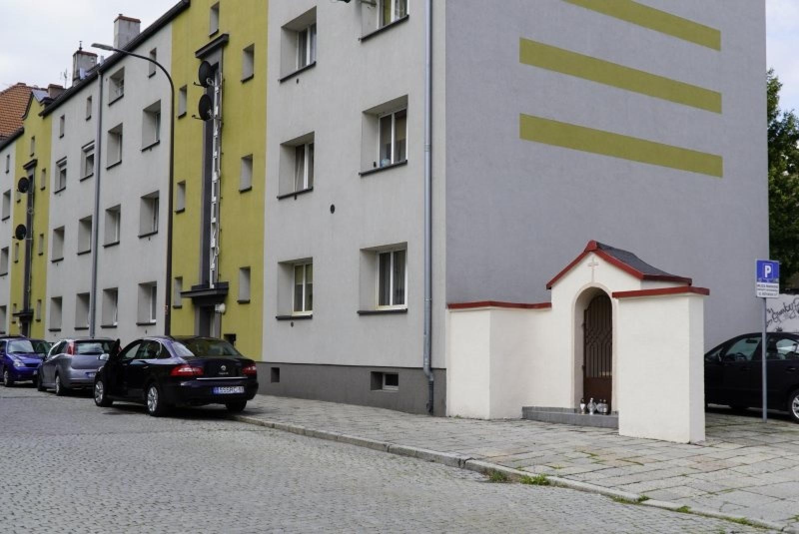 Zdjęcie w galerii na portalu naszraciborz.pl: Tajemnica Jezusa frasobliwego z Bronek wyjaśniona wiadomości z regionu