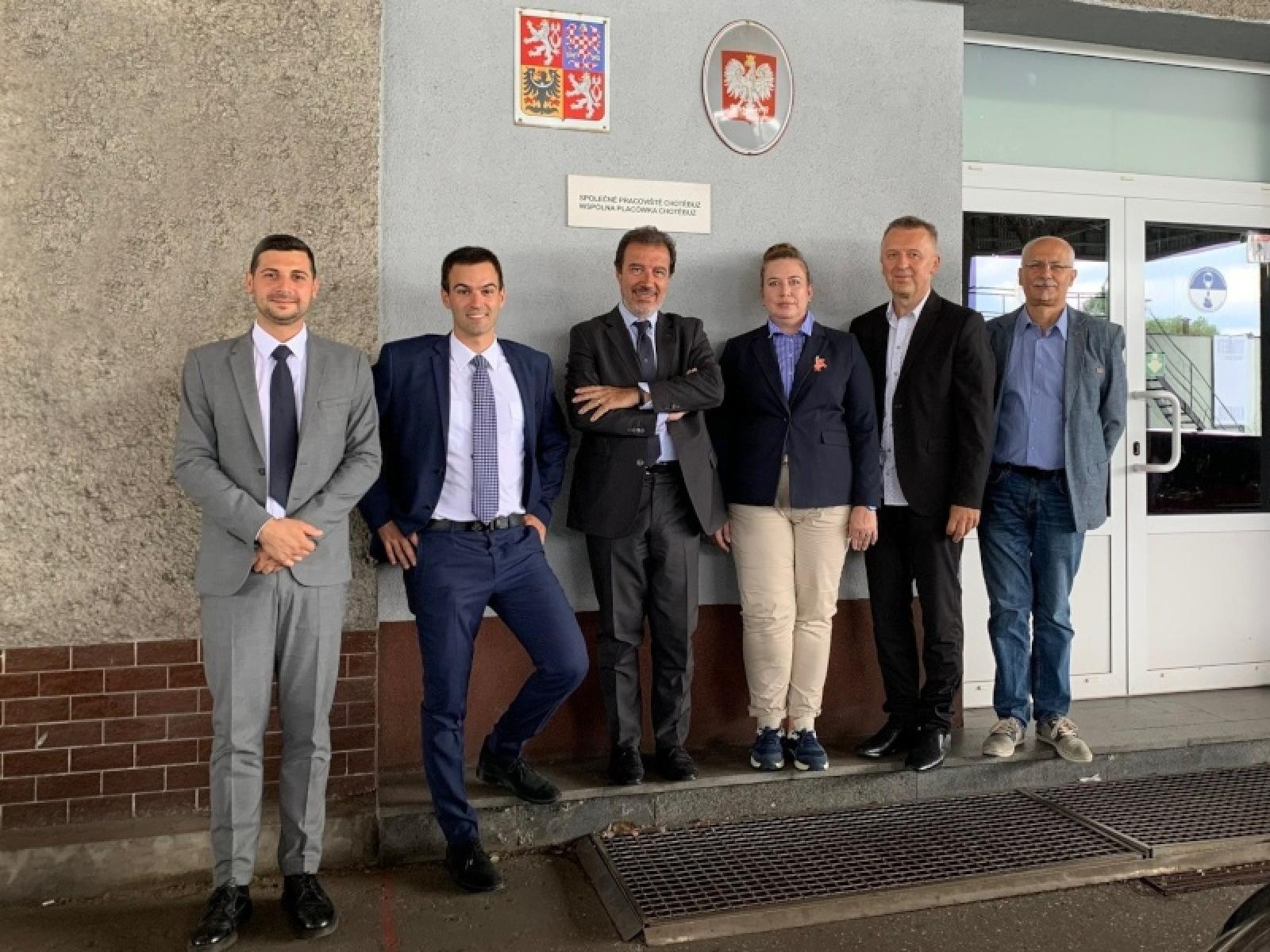 Zdjęcie w galerii na portalu naszraciborz.pl: Policjanci z Włoch przyjechali do Raciborza poznać strukturę śląskiej Straży Granicznej wiadomości z regionu