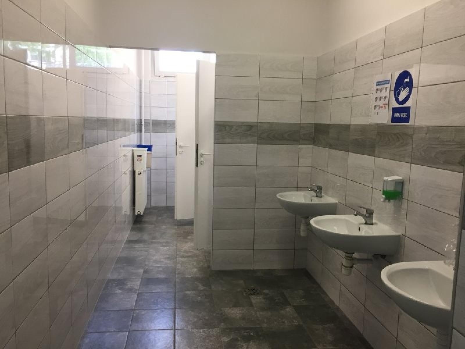 Zdjęcie w galerii na portalu naszraciborz.pl: Wakacyjne remonty szkół - SP 15 wiadomości z regionu