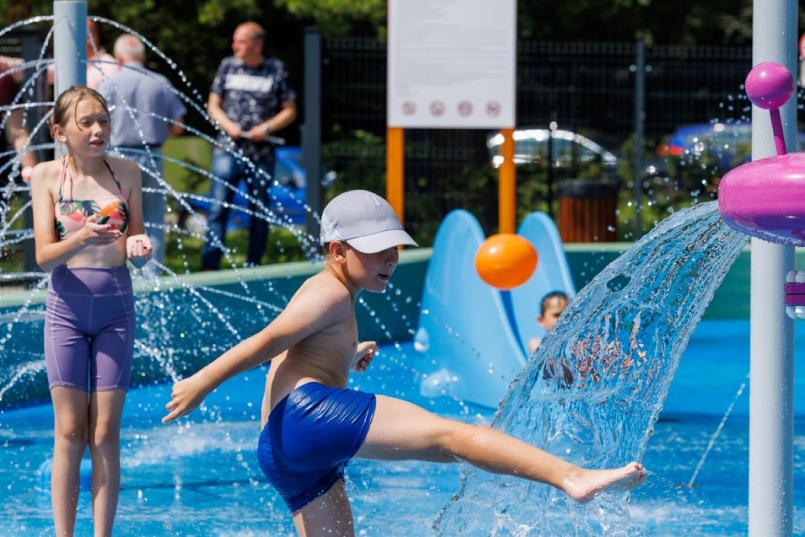 Zdjęcie w galerii na portalu naszraciborz.pl: Nowy wodny plac zabaw na Śląsku [FOTO] wiadomości z regionu