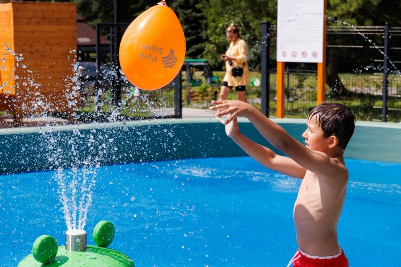 Zdjęcie w galerii na portalu naszraciborz.pl: Nowy wodny plac zabaw na Śląsku [FOTO] wiadomości z regionu