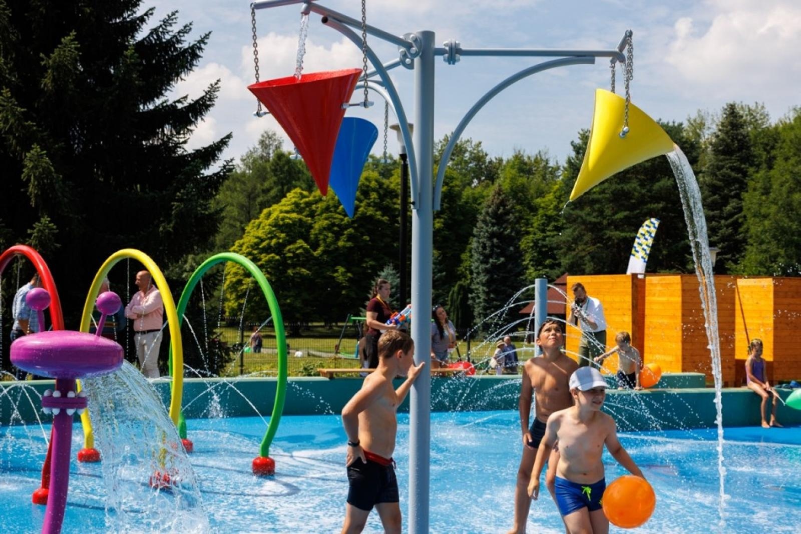 Zdjęcie w galerii na portalu naszraciborz.pl: Nowy wodny plac zabaw na Śląsku [FOTO] wiadomości z regionu