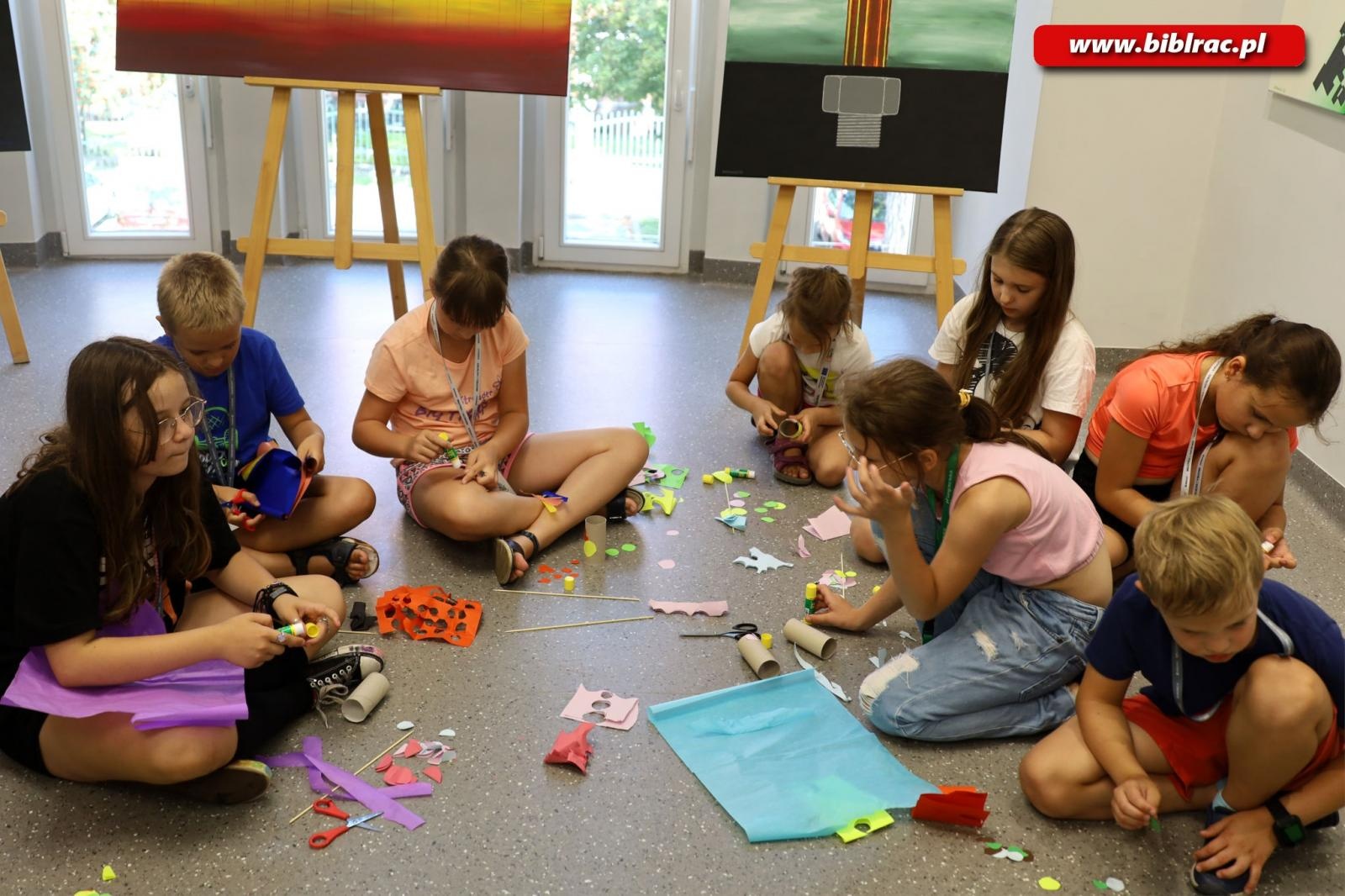 Zdjęcie w galerii na portalu naszraciborz.pl: Biblioteka zabrała małych raciborzan na wycieczkę do Azji wiadomości z regionu