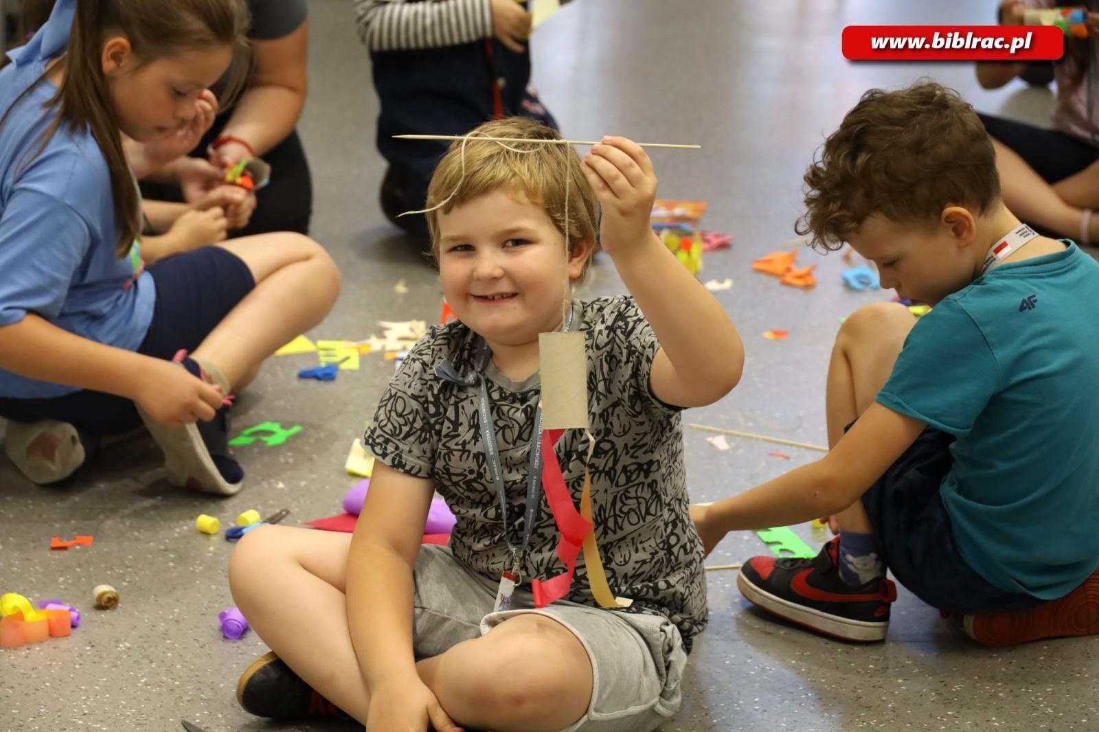 Zdjęcie w galerii na portalu naszraciborz.pl: Biblioteka zabrała małych raciborzan na wycieczkę do Azji wiadomości z regionu