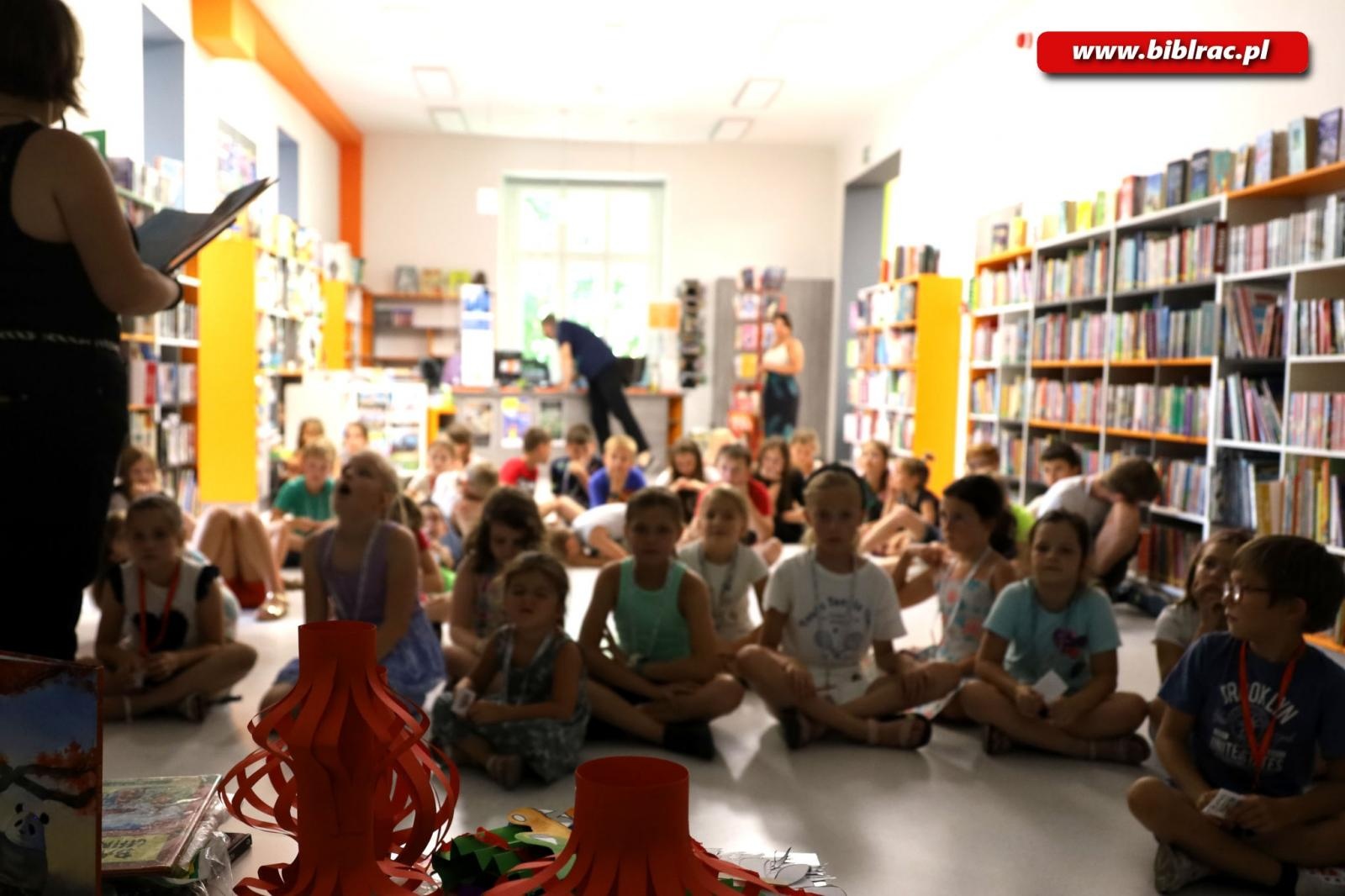 Zdjęcie w galerii na portalu naszraciborz.pl: Biblioteka zabrała małych raciborzan na wycieczkę do Azji wiadomości z regionu