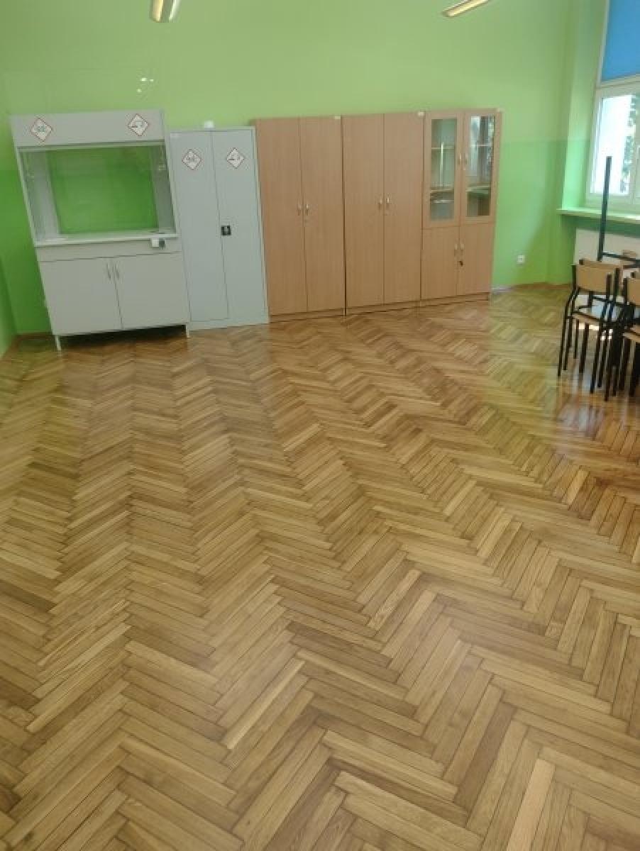 Zdjęcie w galerii na portalu naszraciborz.pl: Tysiąc metrów kwadratowych do renowacji w SP 13 wiadomości z regionu