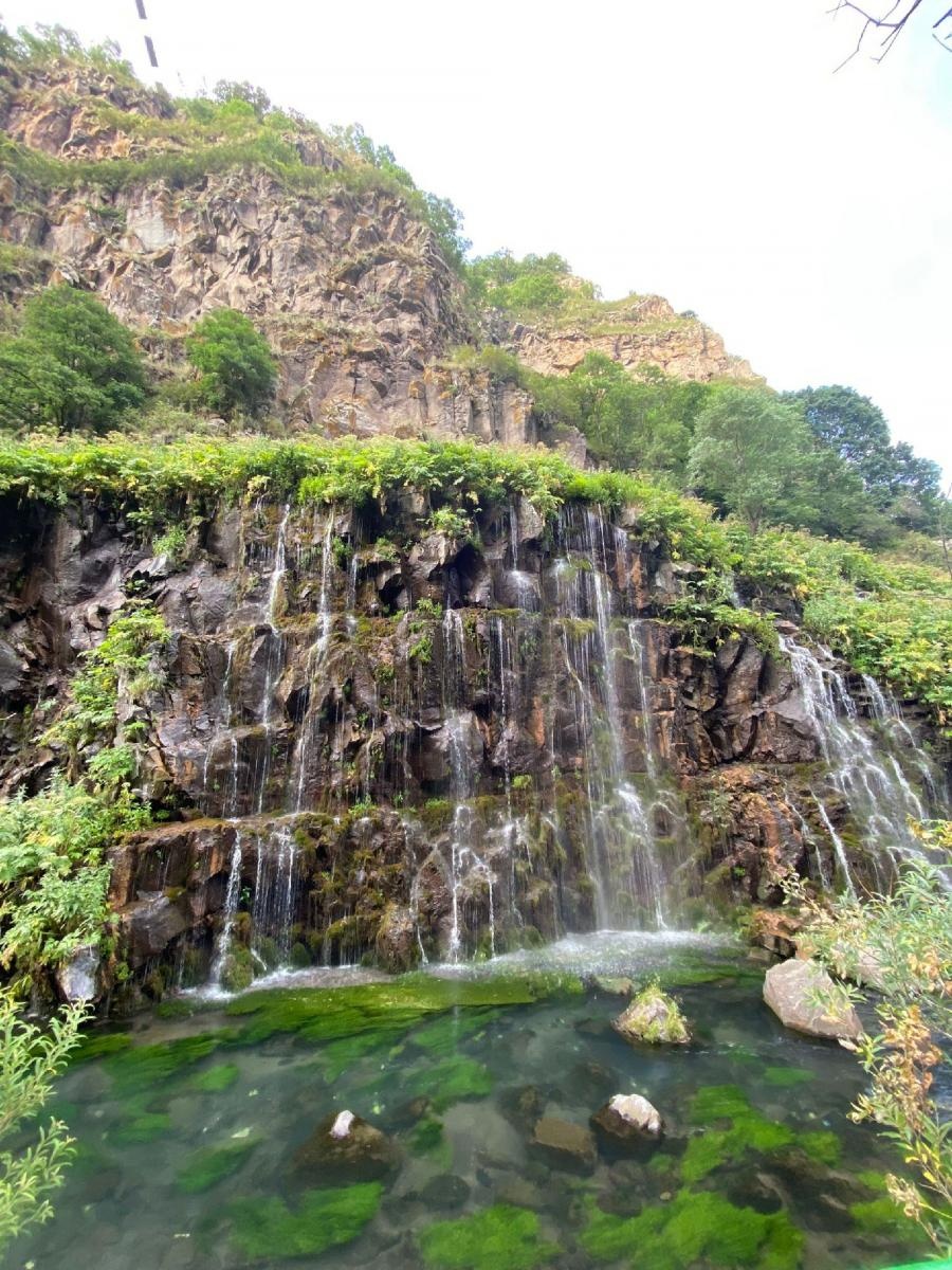 Zdjęcie w galerii na portalu naszraciborz.pl: Pocztówka z Gruzji od tancerzy raciborskiego Źródła wiadomości z regionu
