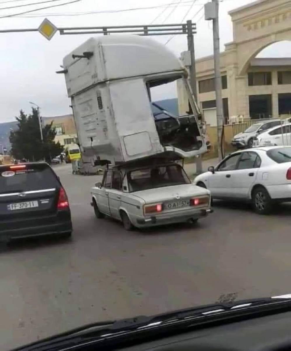 Zdjęcie w galerii na portalu naszraciborz.pl: Pocztówka z Gruzji od tancerzy raciborskiego Źródła wiadomości z regionu
