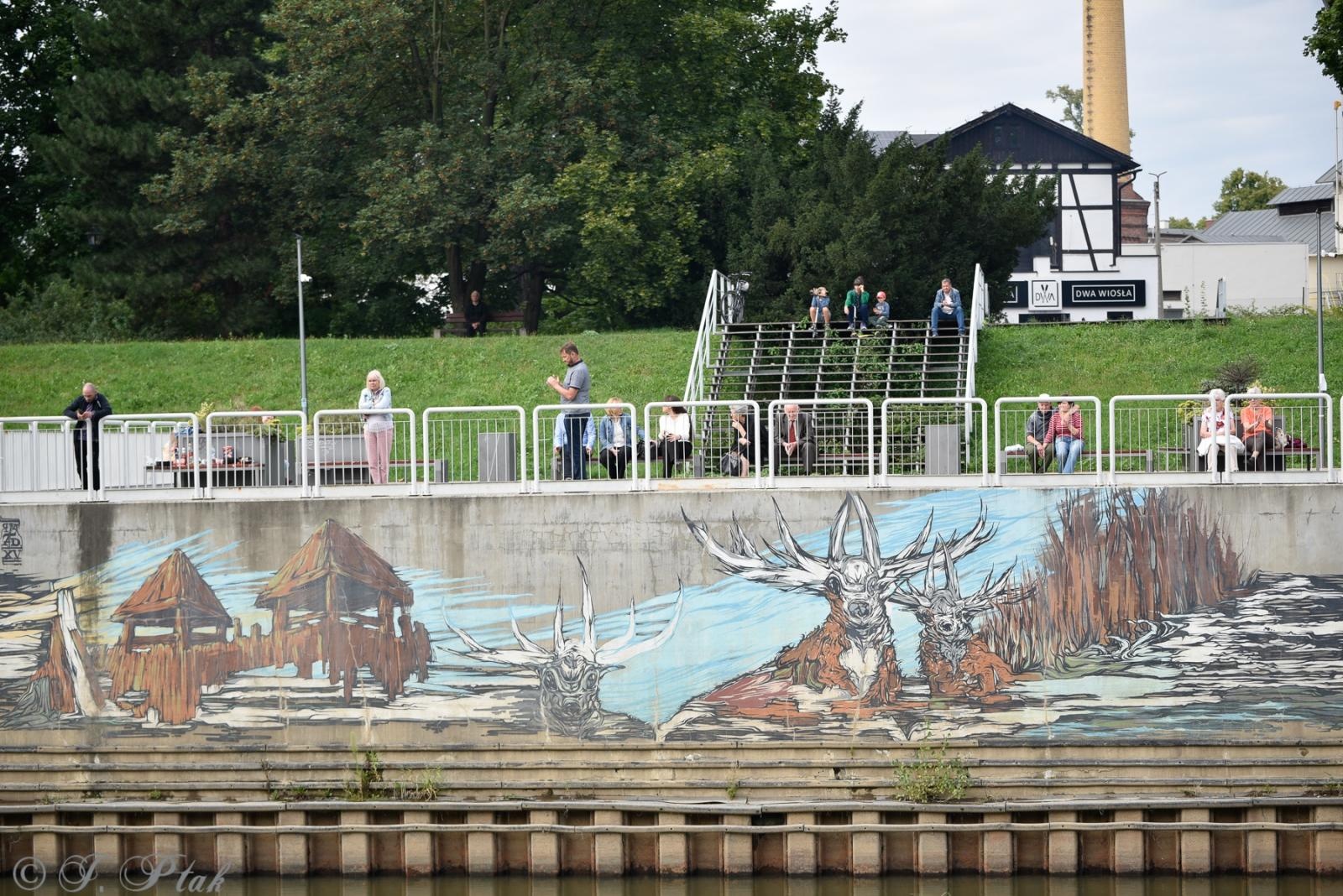 Zdjęcie w galerii na portalu naszraciborz.pl: Letnie koncerty na bulwarach. Piec Duo wiadomości z regionu