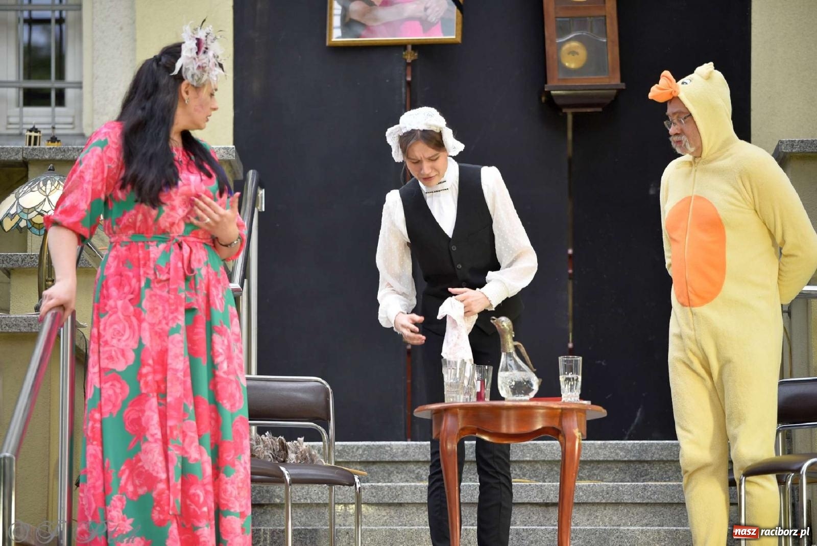 Zdjęcie w galerii na portalu naszraciborz.pl: Letni Teatr na Schodach w Raciborzu - Łysa Śpiewaczka wiadomości z regionu