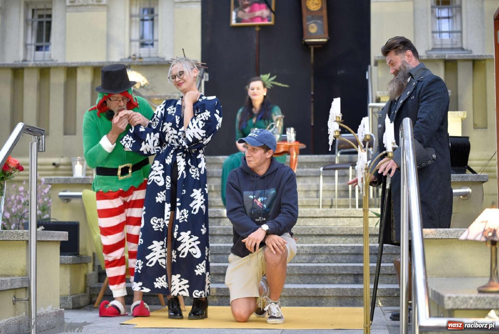 Zdjęcie w galerii na portalu naszraciborz.pl: Letni Teatr na Schodach w Raciborzu - Łysa Śpiewaczka wiadomości z regionu