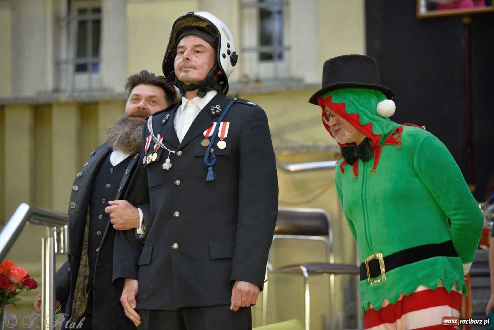 Zdjęcie w galerii na portalu naszraciborz.pl: Letni Teatr na Schodach w Raciborzu - Łysa Śpiewaczka wiadomości z regionu