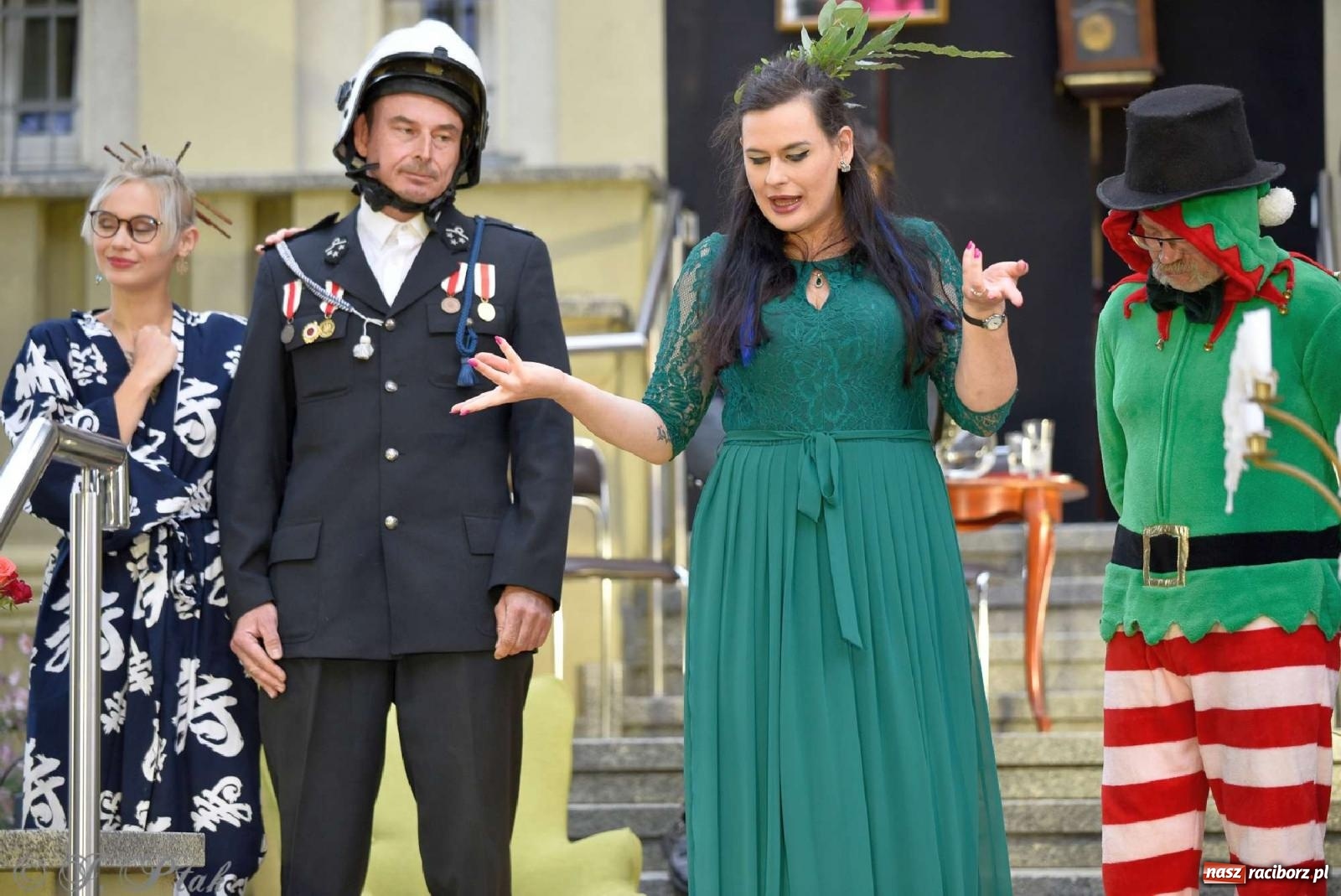 Zdjęcie w galerii na portalu naszraciborz.pl: Letni Teatr na Schodach w Raciborzu - Łysa Śpiewaczka wiadomości z regionu