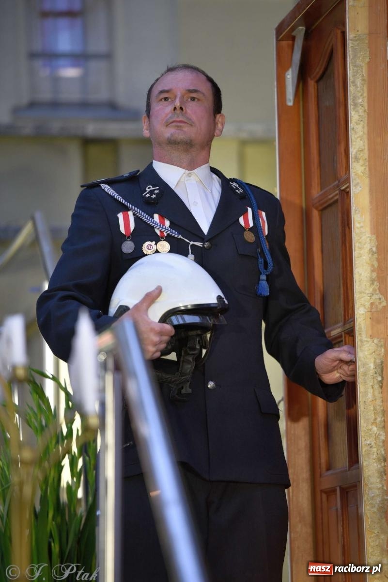 Zdjęcie w galerii na portalu naszraciborz.pl: Letni Teatr na Schodach w Raciborzu - Łysa Śpiewaczka wiadomości z regionu