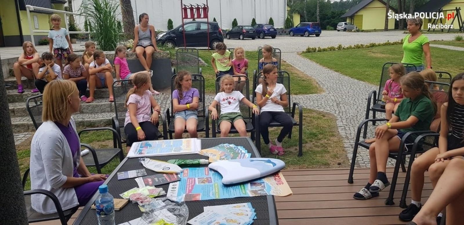 Zdjęcie w galerii na portalu naszraciborz.pl: Policja i Sanepid o bezpieczeństwie w czasie wakacji wiadomości z regionu