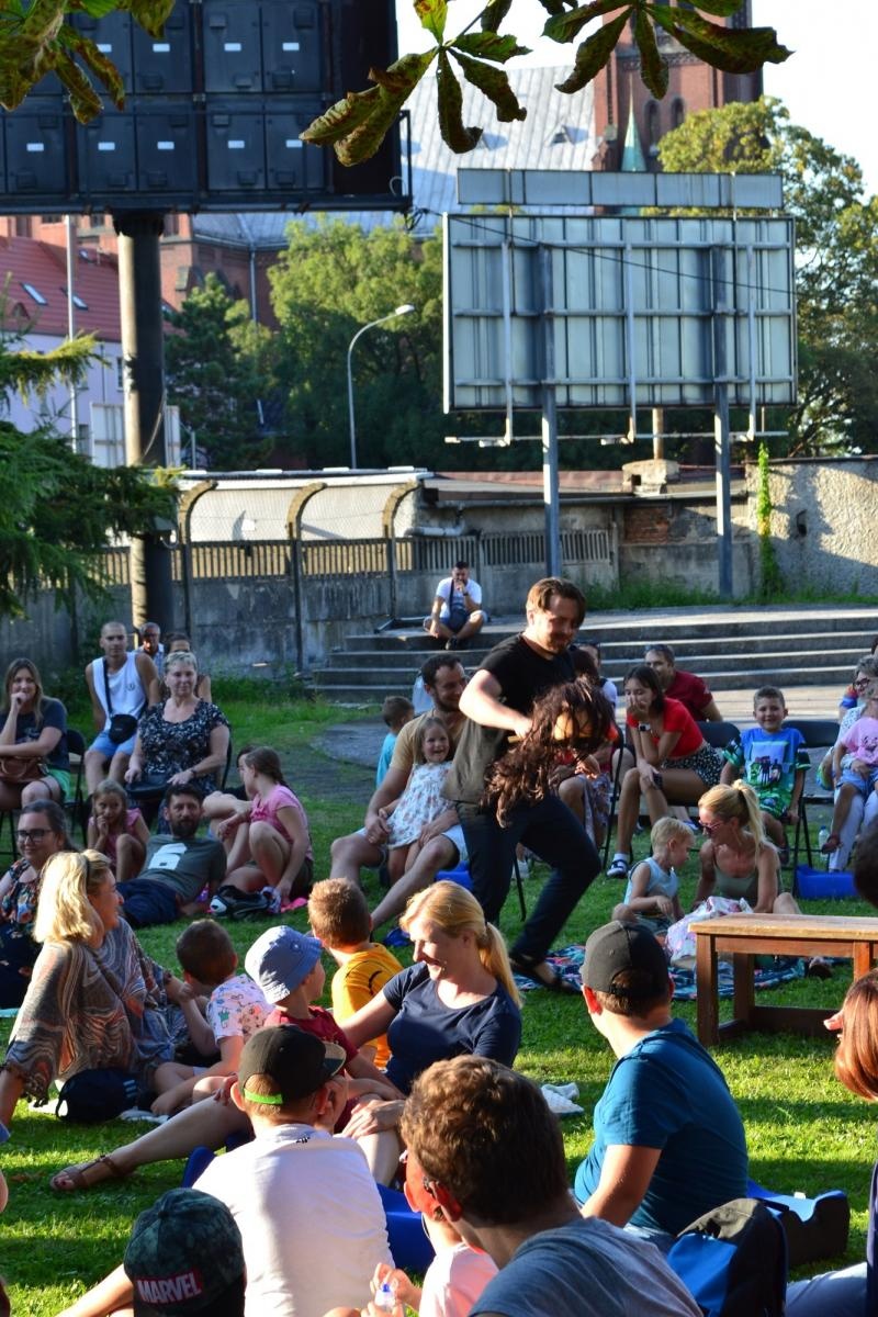 Zdjęcie w galerii na portalu naszraciborz.pl: Król Maciuś I w raciborskim plenerze wiadomości z regionu