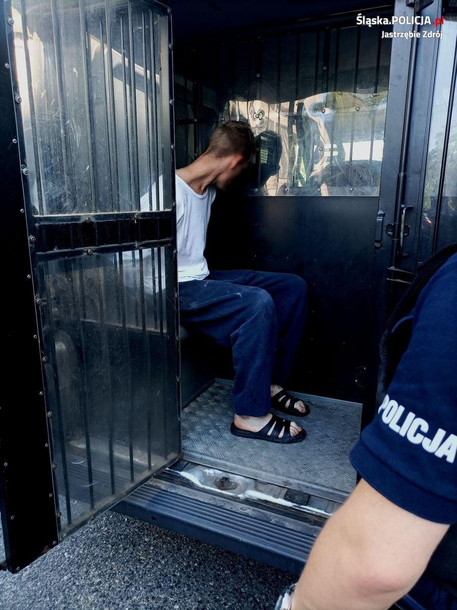 Zdjęcie w galerii na portalu naszraciborz.pl: Brutalne pobicie i śmierć ofiary w Rybniku. Syn chciał zabić matkę w Jastrzębiu Zdroju wiadomości z regionu